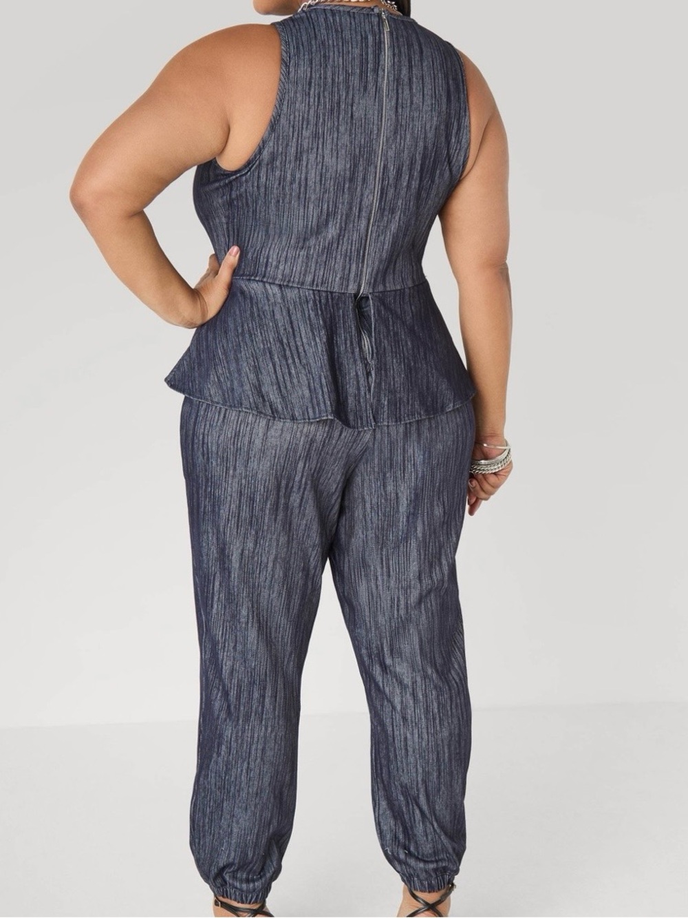 Sleeveless Peplum Jumpsuit - Picture 3 of 3